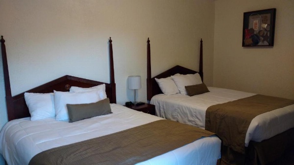 Cattlemen Motel image 14